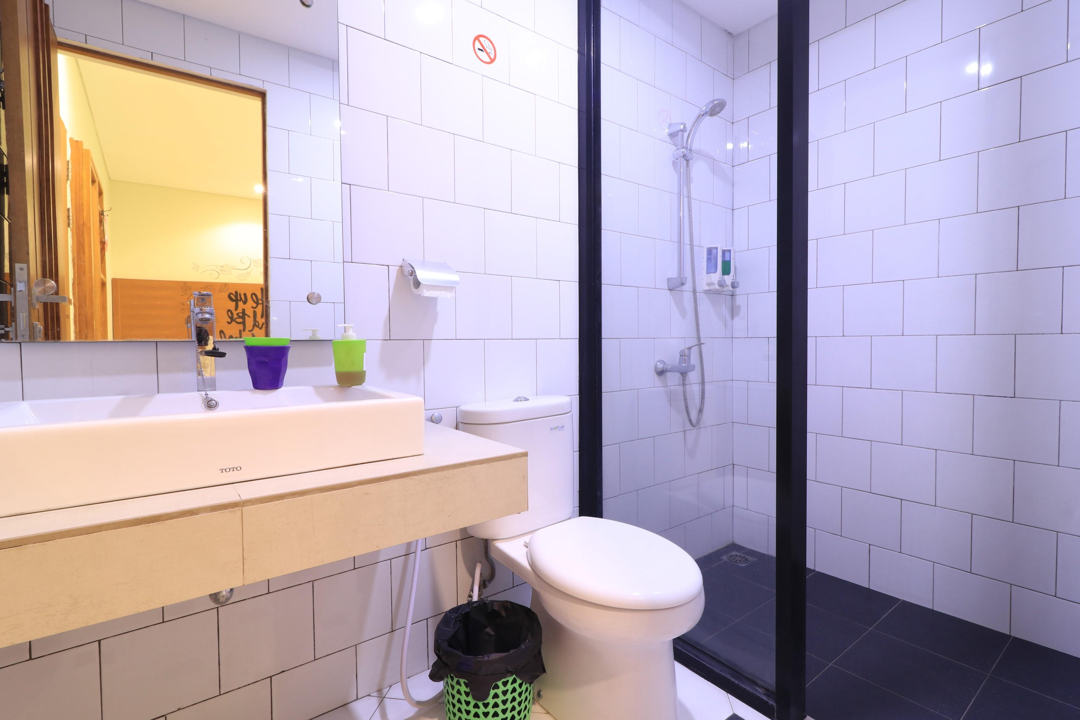 Locus Rooms Бандунг Экстерьер фото